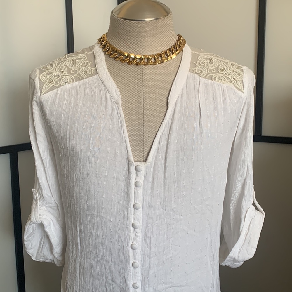 Torrid Women's White Tunic Detail Sheer Top Size 2X V797 - Picture 2 of 16